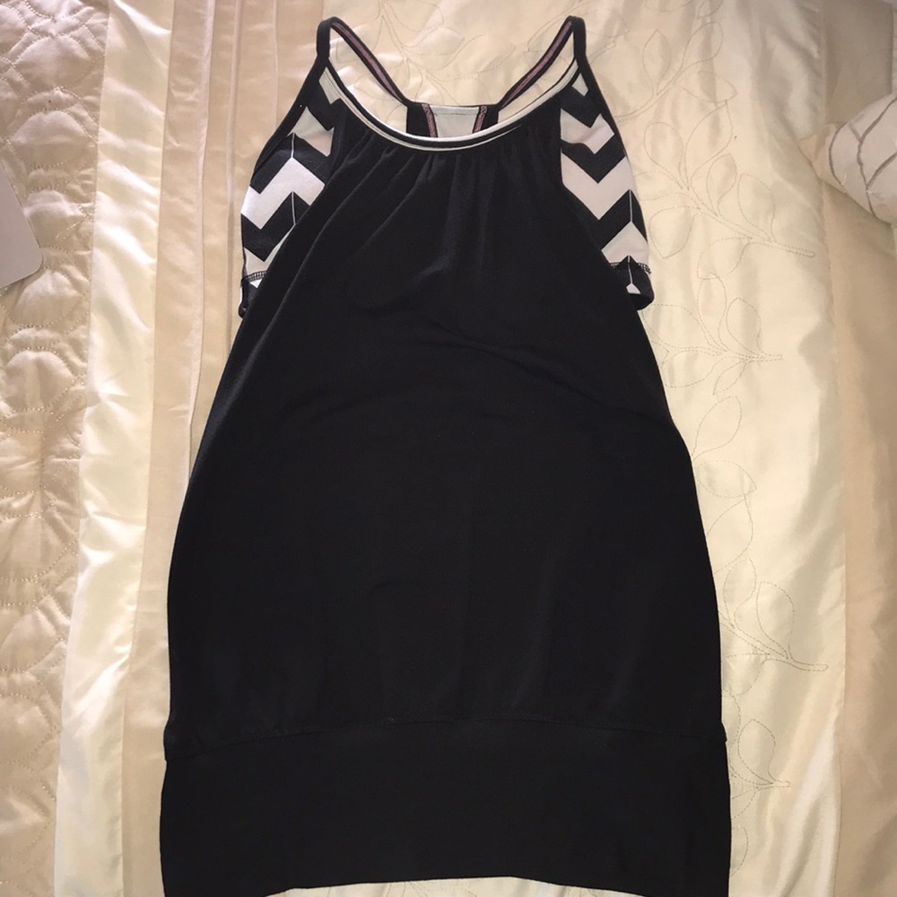 Lululemon tank top with built in sports bra